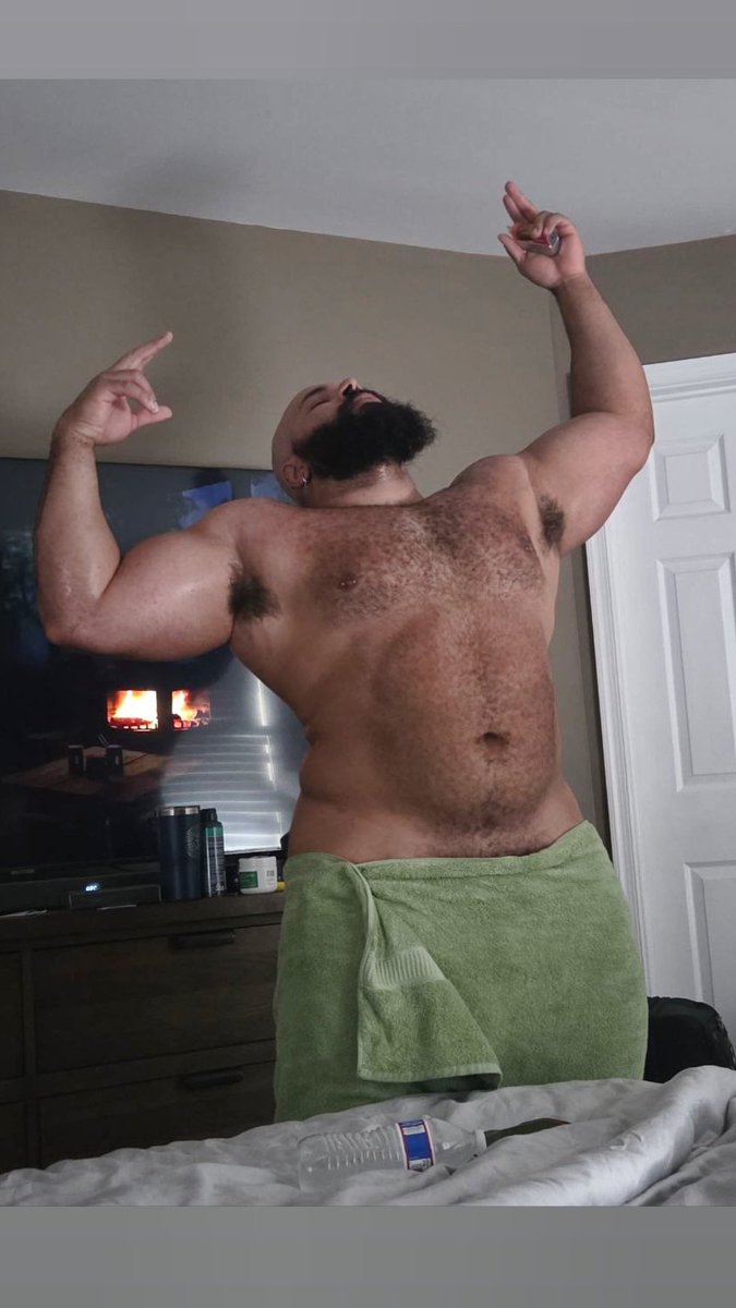 Kyle the Tiger tweet media