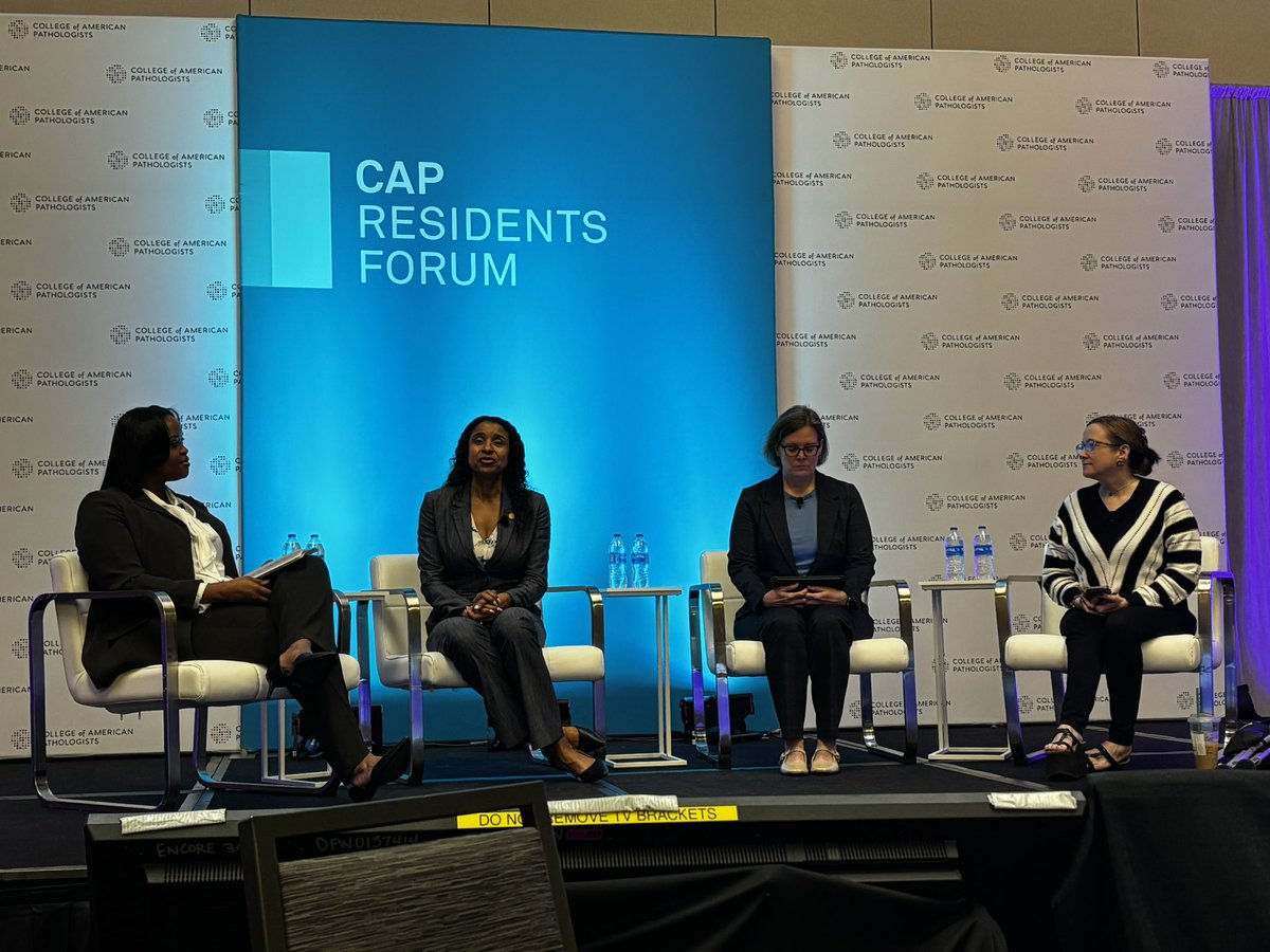 NebbacheHafsa's tweet photo. The evolution of diversity in pathology ♥️ At #SPRF26 With Dr. @kalishahillmd, @NRiddleMD, Sophia Bellegarde and Dr. Lemmon
It truly feels like a dream! I attended this session 4 years ago at the CAP Annual Meeting in Chicago, and here we are in San Antonio!
 #USCAP26 #CAP26 https://t.co/GRiWDWnODf
