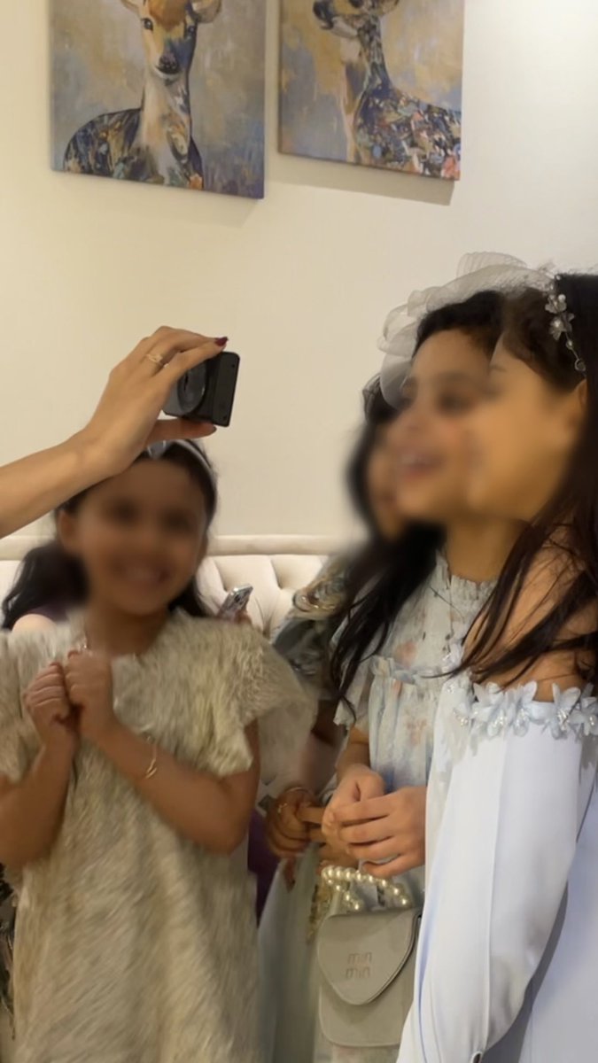 النُّور tweet media