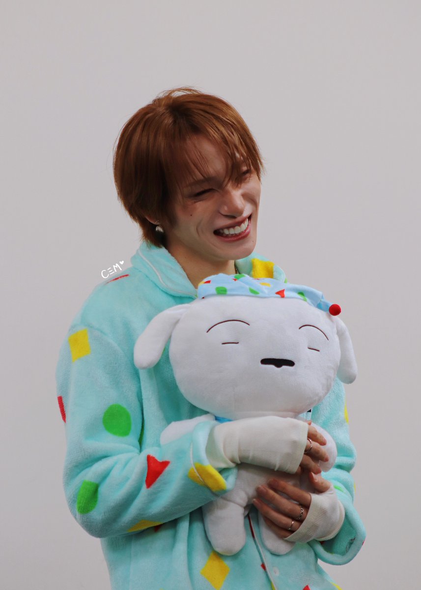 cem ✮˚༘⋆ tweet media