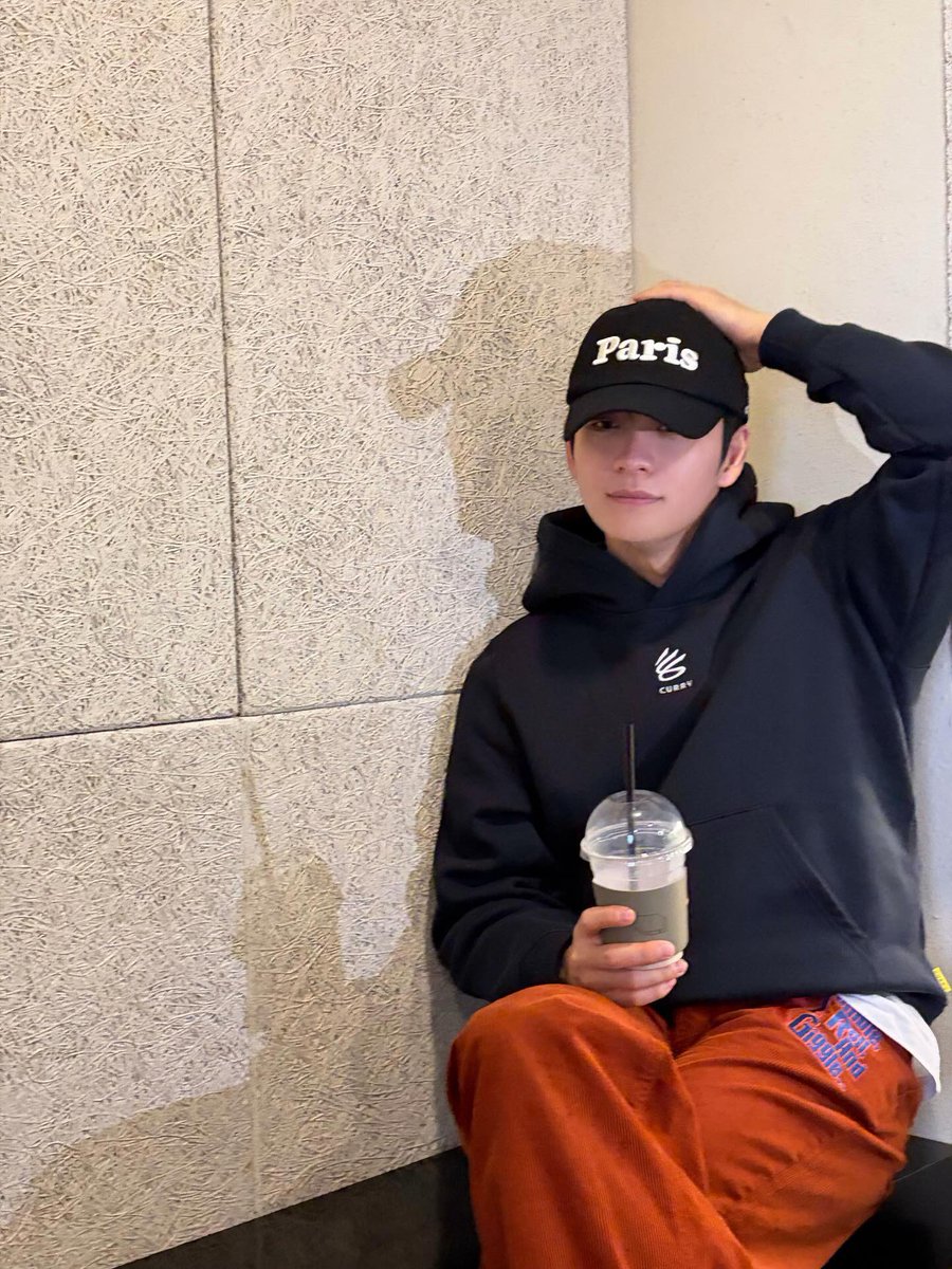kangtaeohbrazil's tweet photo. Novas fotinhos do nosso amado Kang Tae Oh. Ele mesmo postou no Instagram. É tão bom quando ele aparece! Ele não imagina como nos deixa felizes. 💜💜💜🇧🇷🇧🇷🇧🇷
@manofcreation0 @MOC_JP_OFFICIAL 
#kangtaeoh https://t.co/AJYUis0ezK