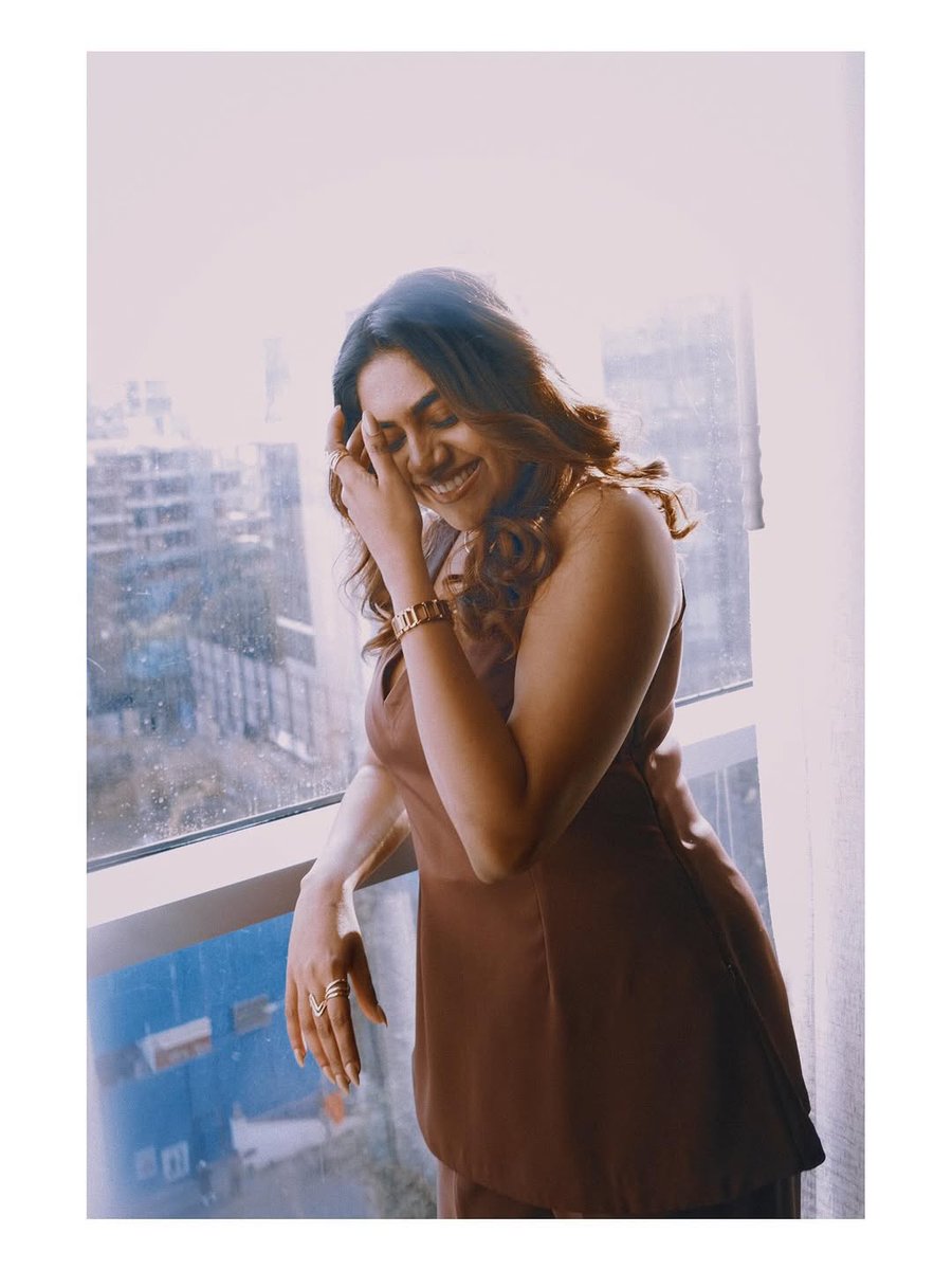 KollywoodStreet's tweet image. #Nimisha 💫