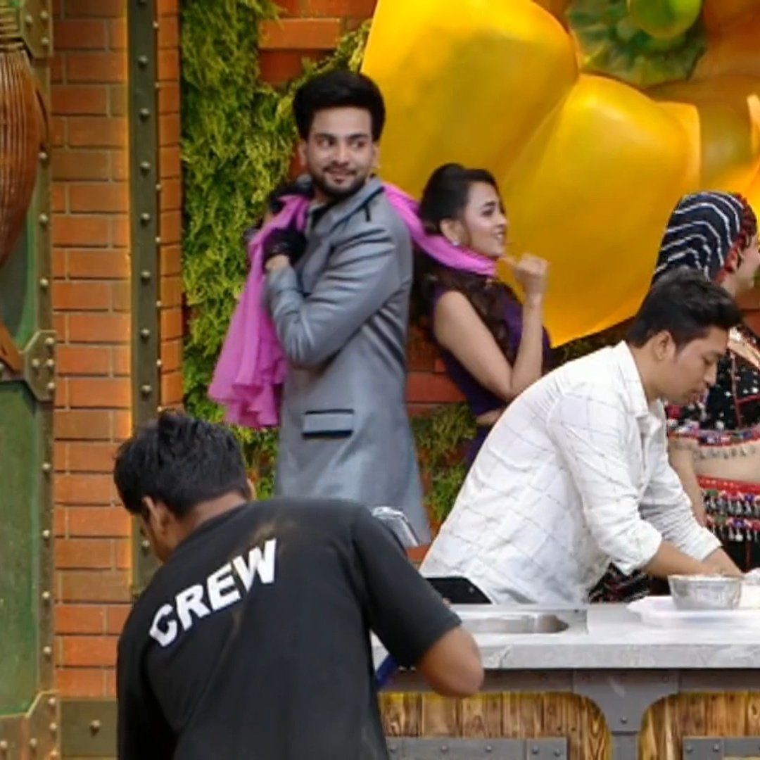 Socializing Editz tweet media