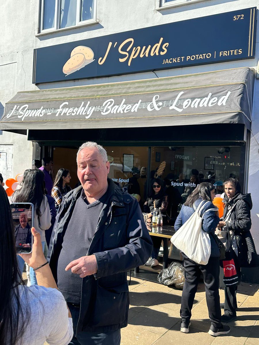 Bob Blackman tweet media