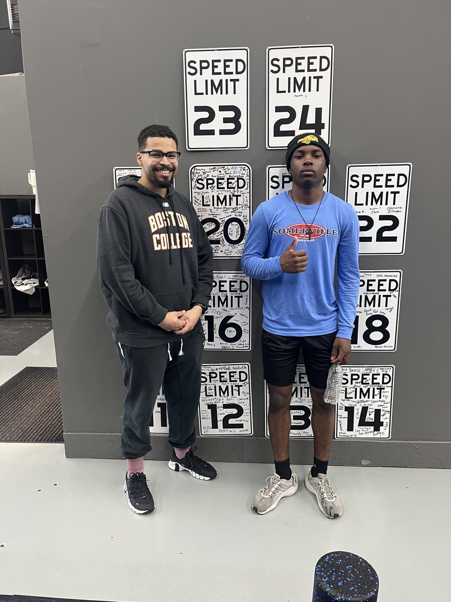 Ryan Louis ✞ tweet media