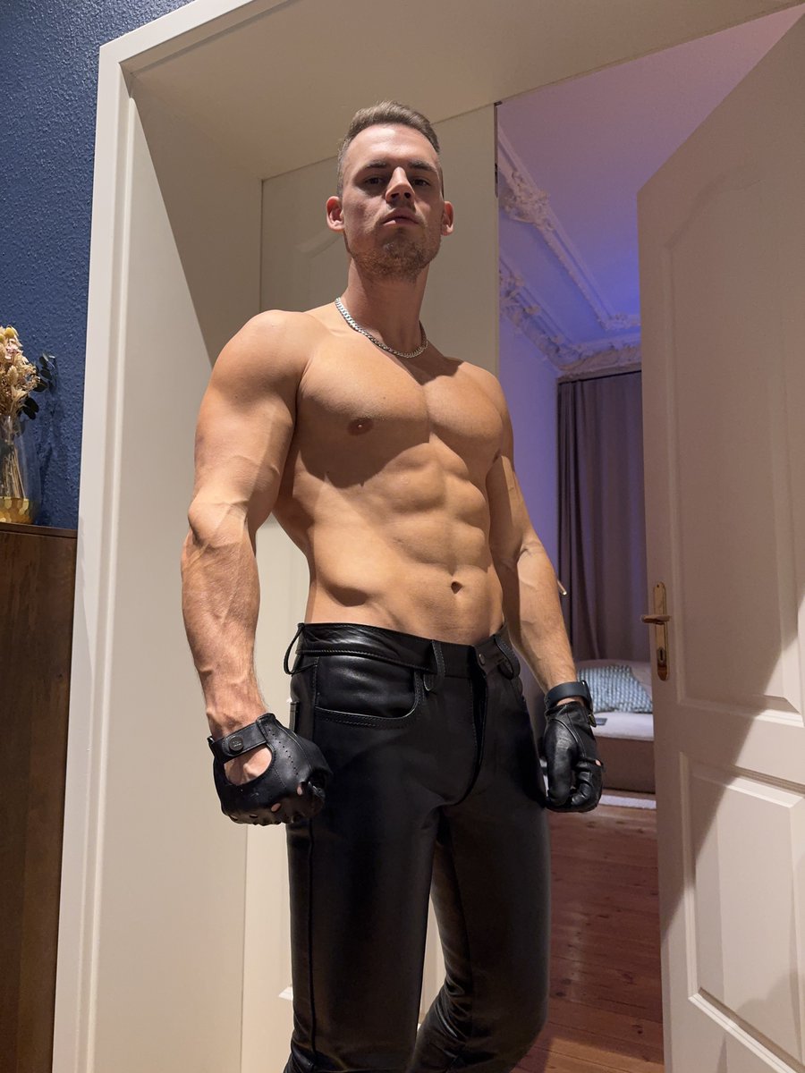 Tom 💎 tweet media