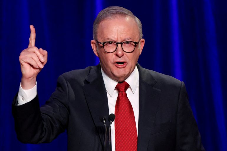 Mega-Politics tweet media