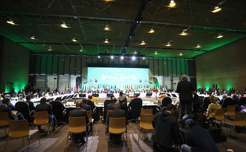 Yvan Gil tweet media