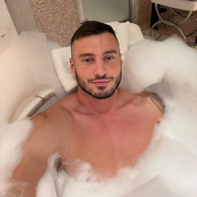 your Max tweet media