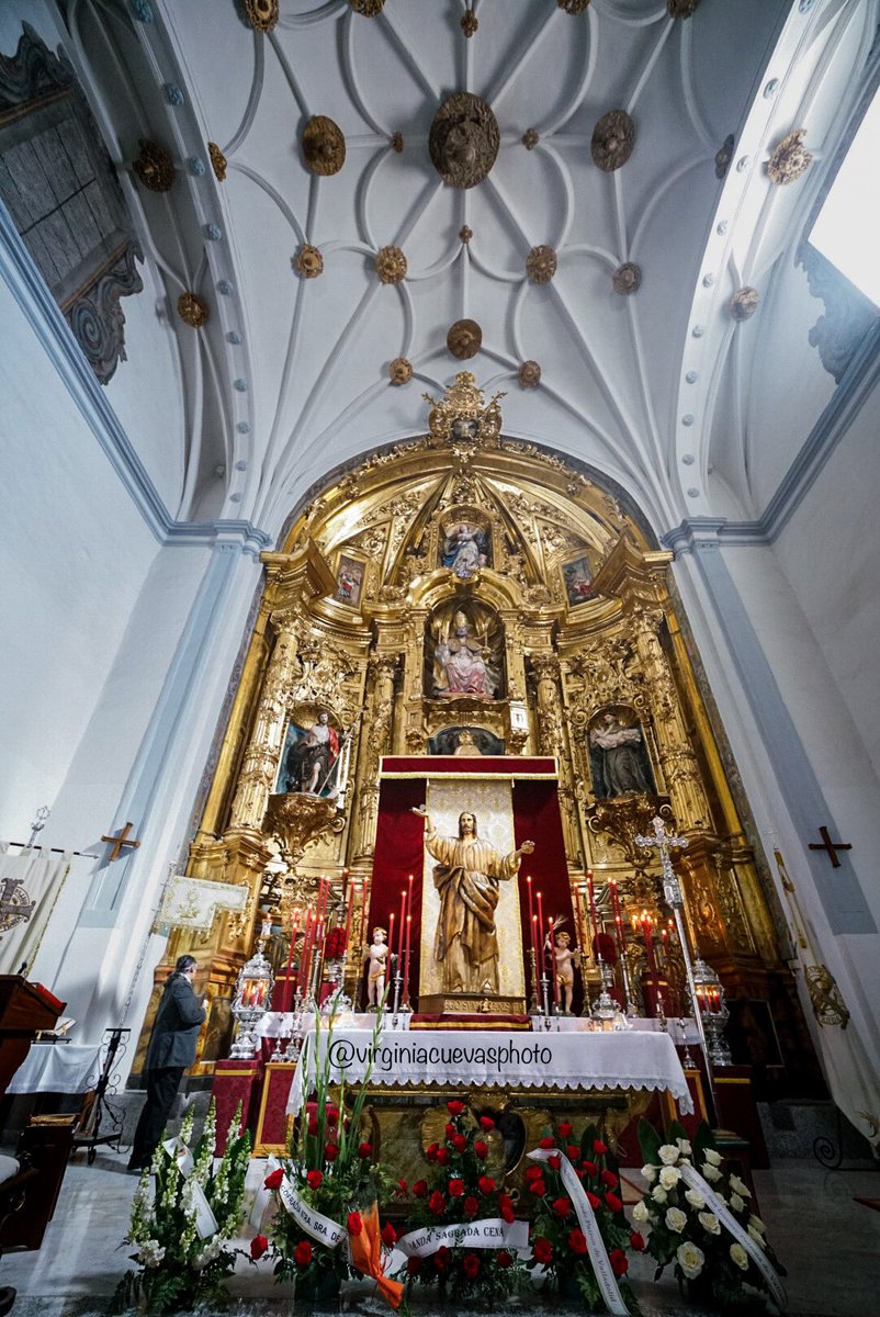 VirCuevas79's tweet photo. Solemne Besapie, en honor a Jesús en su Última  Cena de Valladolid 

#Curesma 
#cuaresma26 
#valladolid https://t.co/BWUGbIWUoR