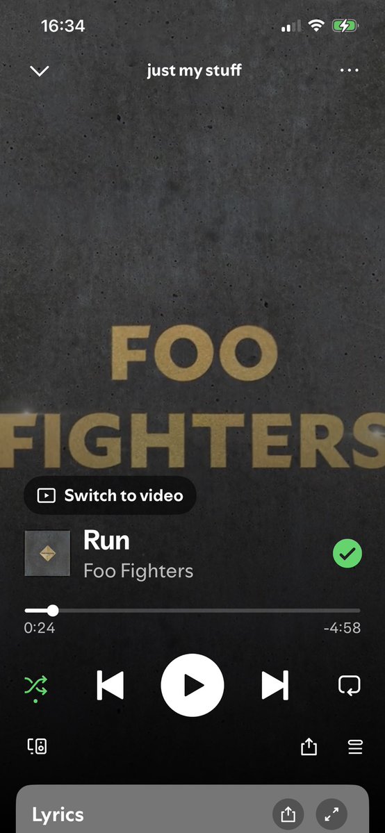 Jo E 💜 tweet media