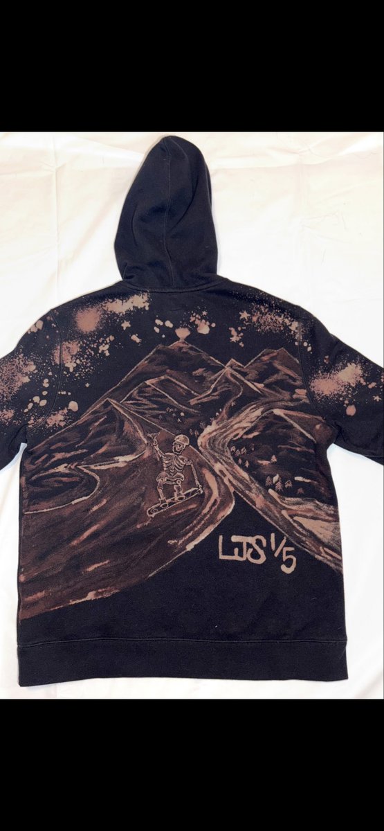 TSancho11's tweet photo. Just some sick custom clothing. I hope you enjoy. https://t.co/DbtsrLIeMv