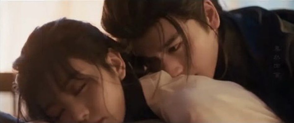 Emora_pach's tweet photo. One alternative #PursuitOfJade POV I would love to see or read is: what if Changyu's dad hadn't gone into hiding but instead continued to be a respectable general, and the family had lived in the city like the others? I wonder how the romance would play out considering Xie Zheng- https://t.co/OTxtdUFueL