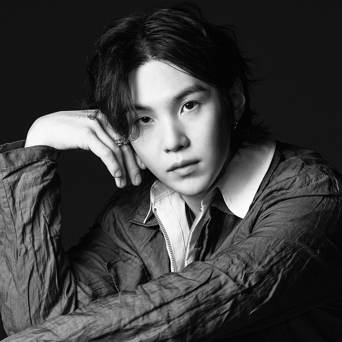 𝗦𝗨𝗚𝗔 민윤기 tweet media