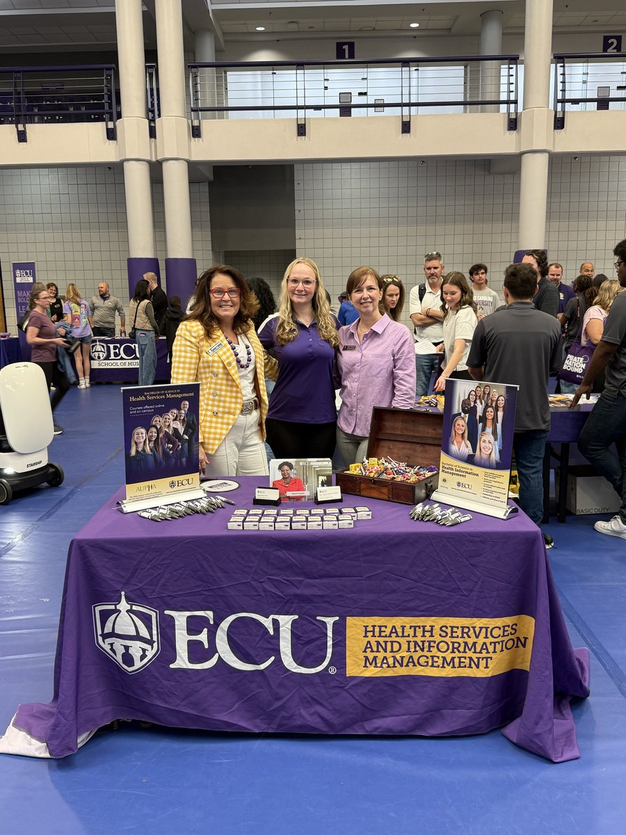 ecuhsim's tweet photo. The Department of Health Services and Information Management enjoyed spending the day meeting future Pirates at Pirates Aboard. 💻 ☠️ 📑 https://t.co/TfGHp8cd3k