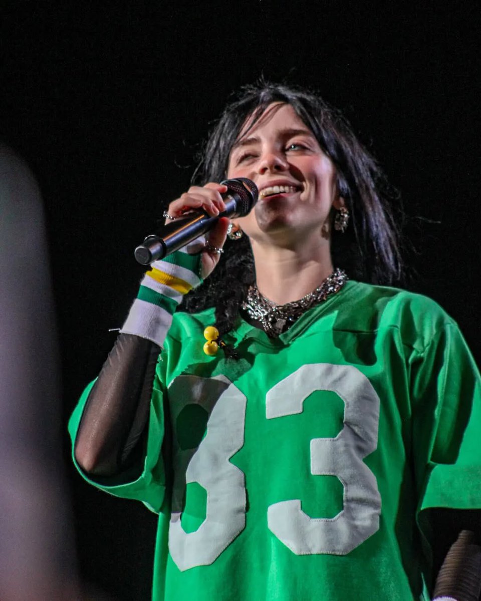 Billie Eilish Brasil tweet media
