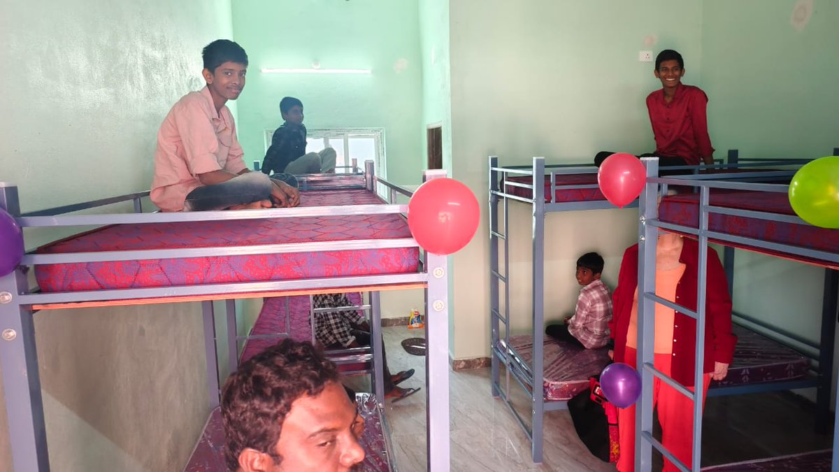 Hopegivers Int'l tweet media