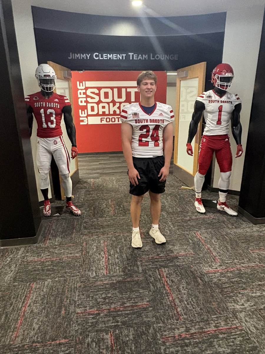 Melanie Kennedy tweet media