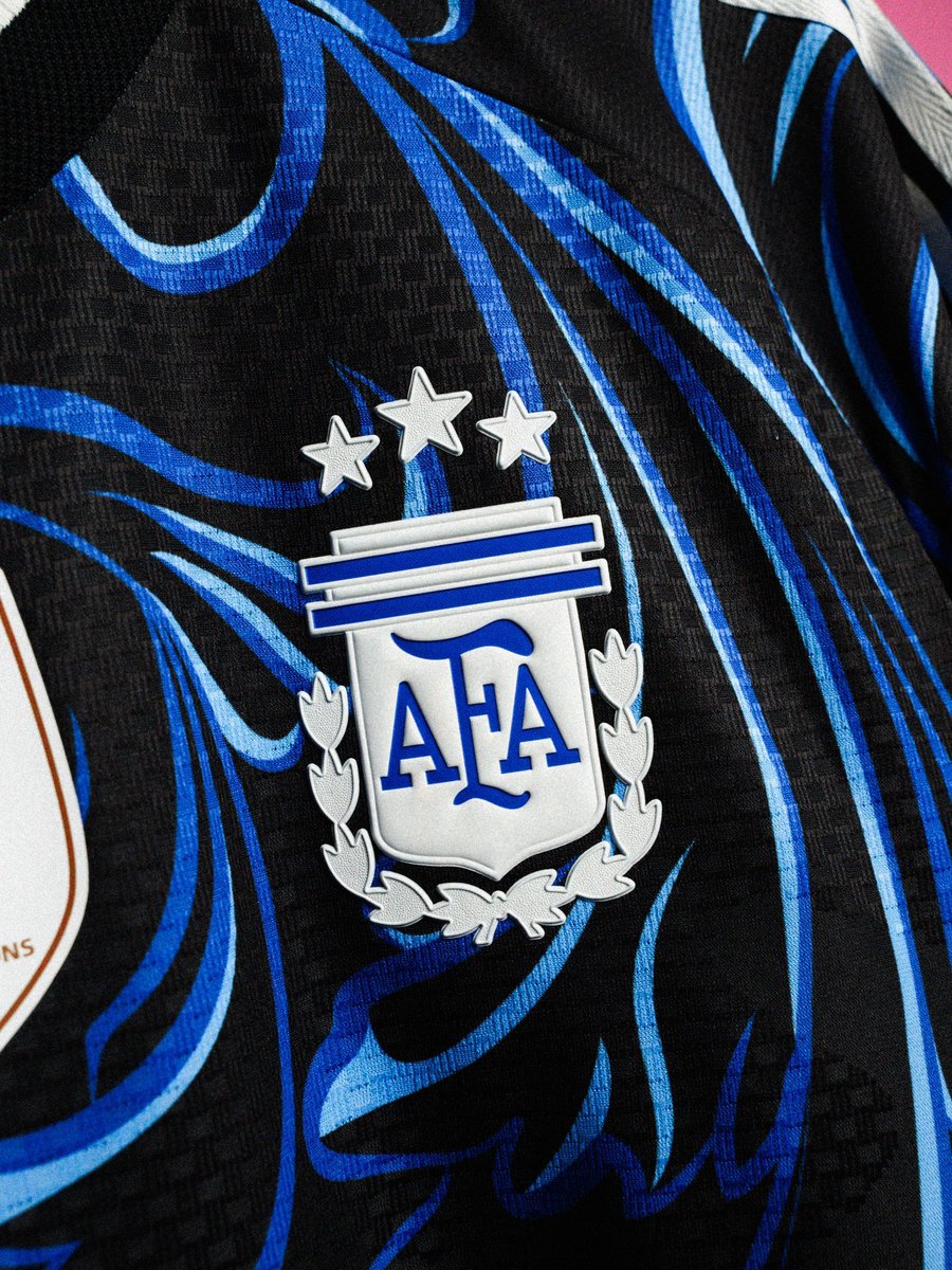 esvaphane tweet media