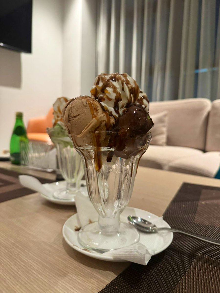 wealthygirly🪽 tweet media