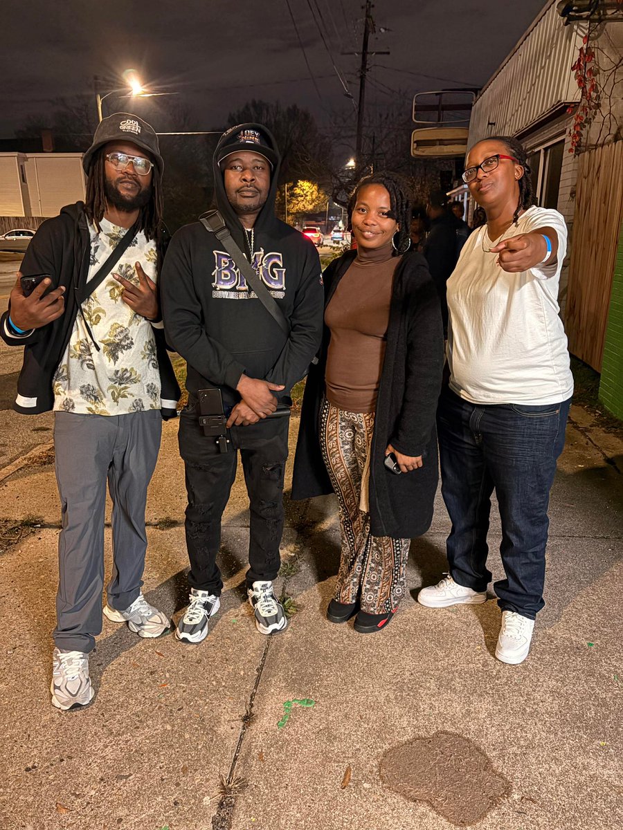 Simba (Simmy Kravitz) tweet media