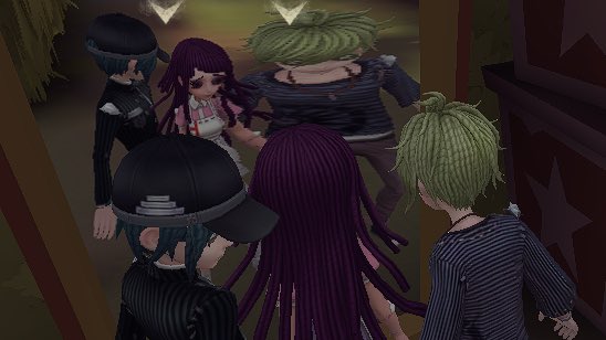 未来です tweet media