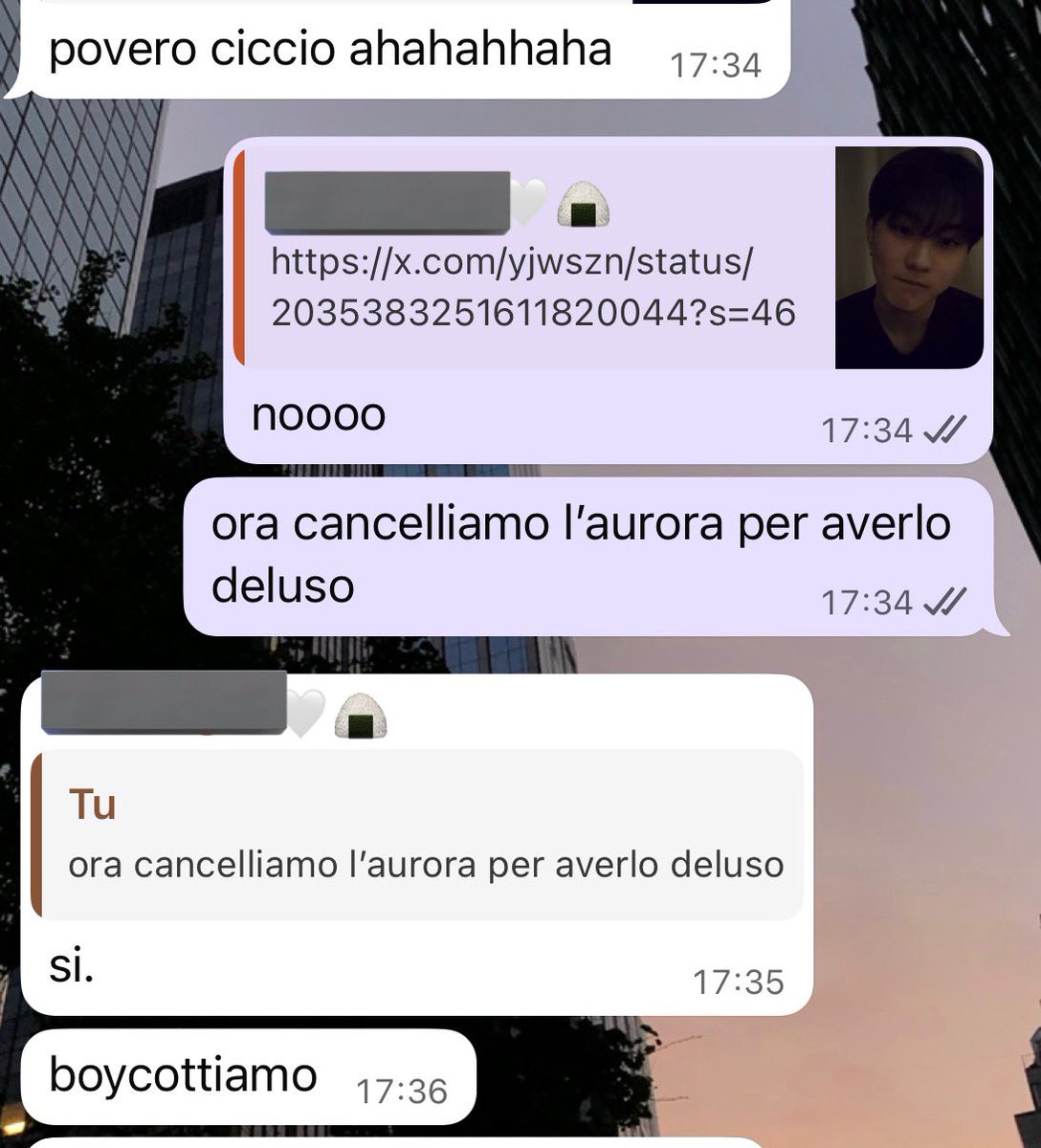 URMVTEAR's tweet image. we demand che l’aurora boreale sia davvero verde a occhio nudo #boycott