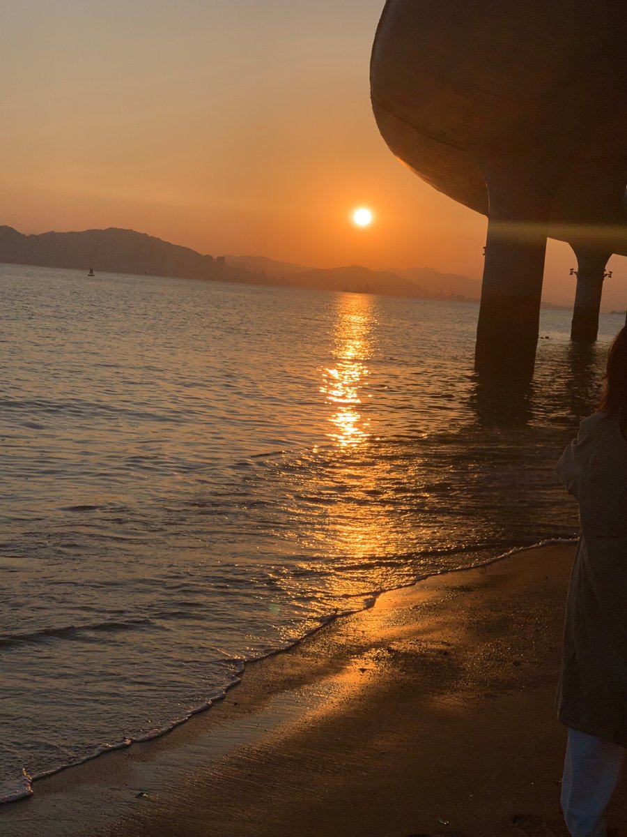 The Gebbias tweet media