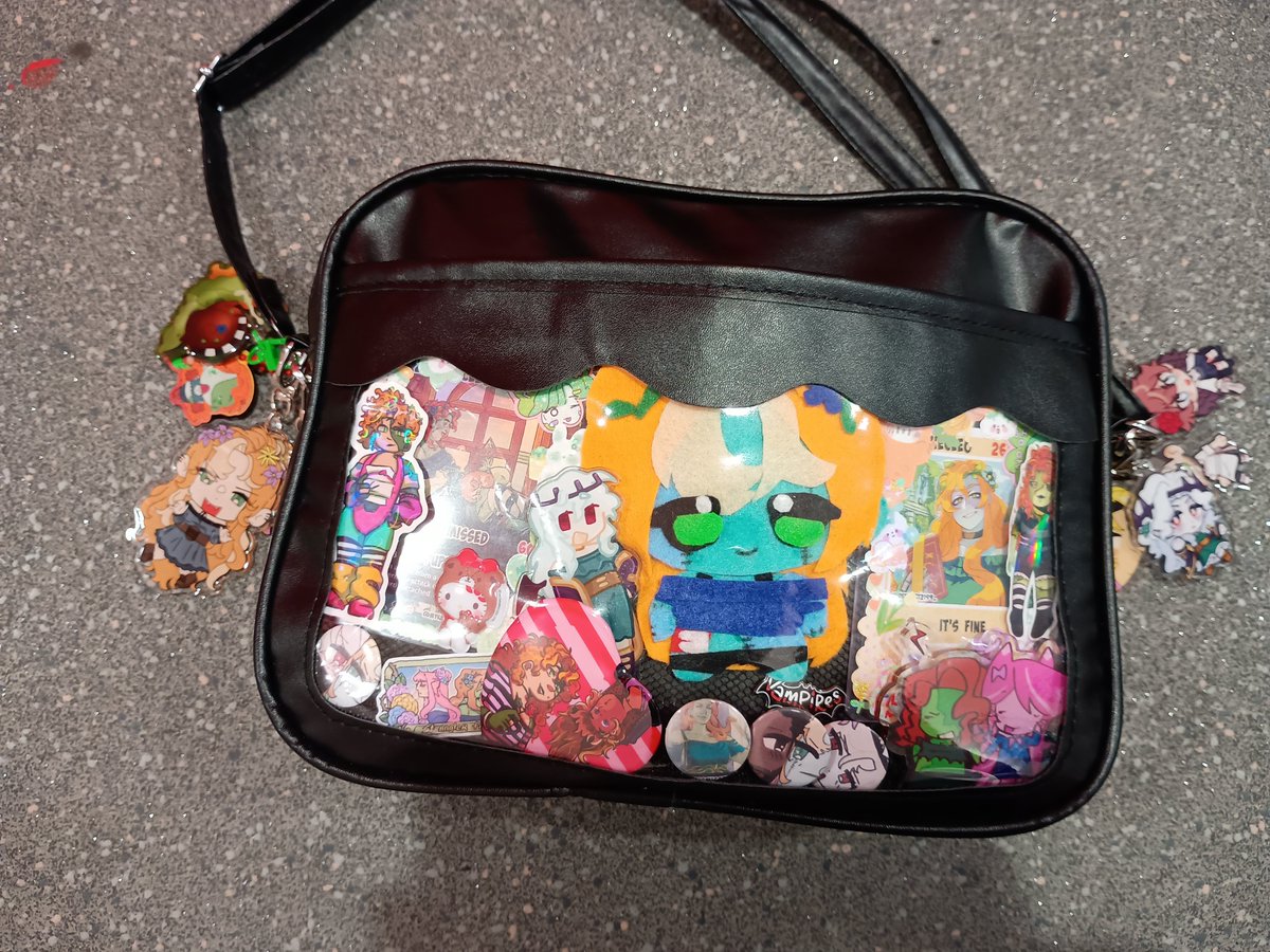 lesbian dakota cole tweet media