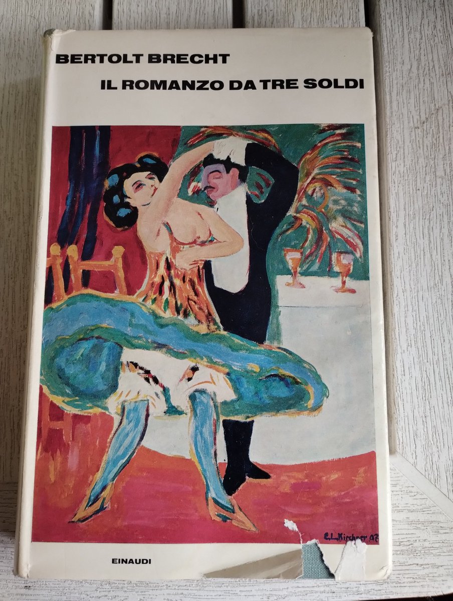 Io sono una libraia antifascista e felice. tweet media