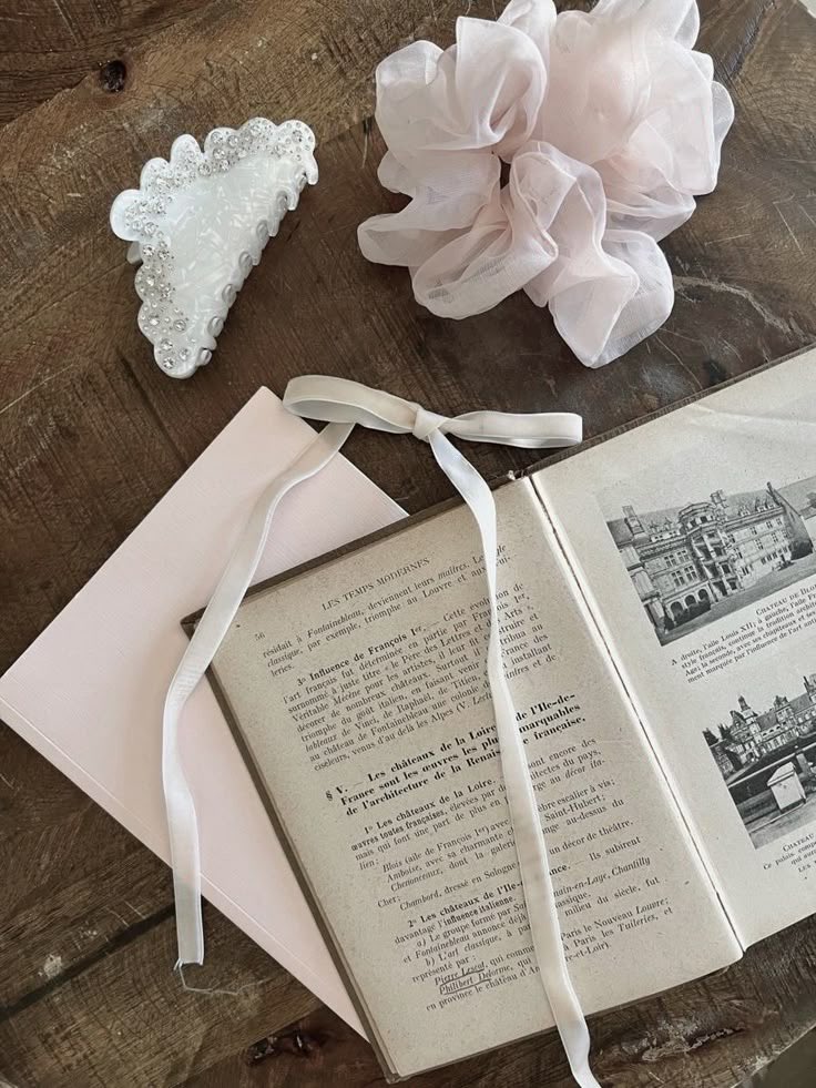 𝘮𝘪𝘺𝘶 ♡ (@miyuccat) on Twitter photo 