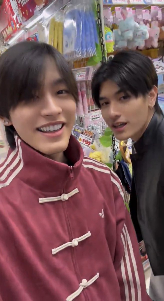 อ้วมเมอส์ :3 tweet media