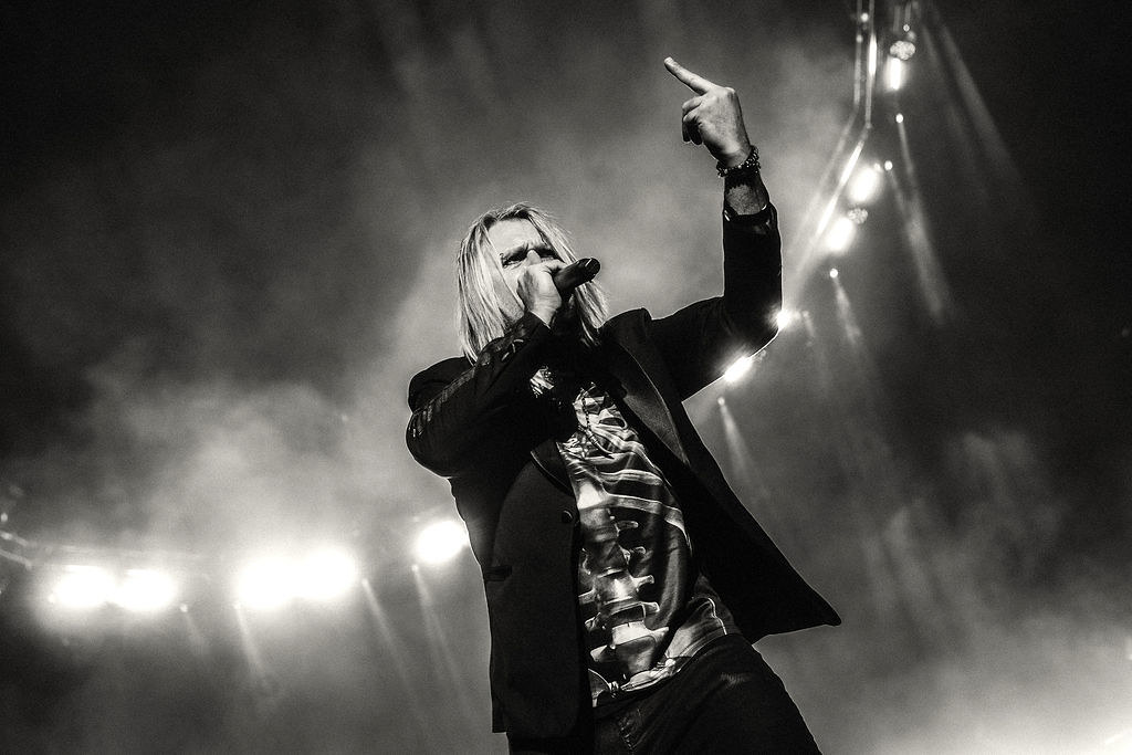 Shutter 16 Magazine tweet media