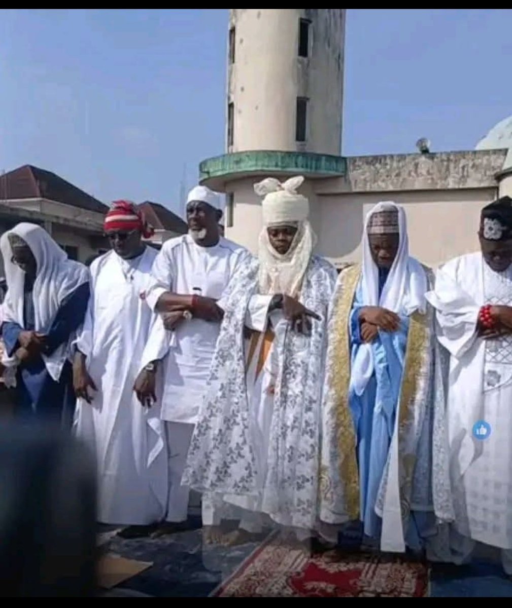 Sister__ tweet media