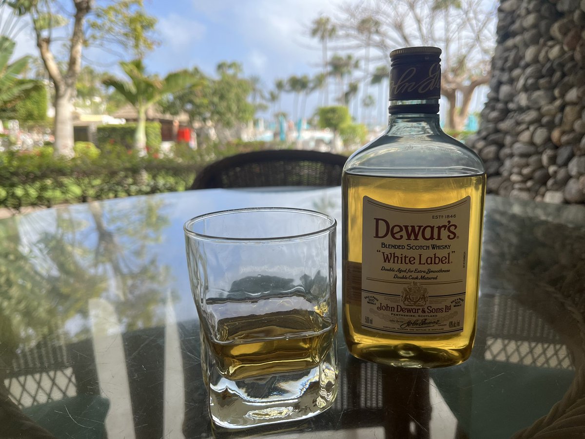 Yves Rocher tweet media