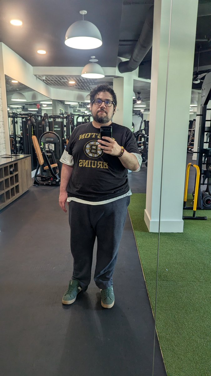 🍉MikeyClassHero🍉 tweet media