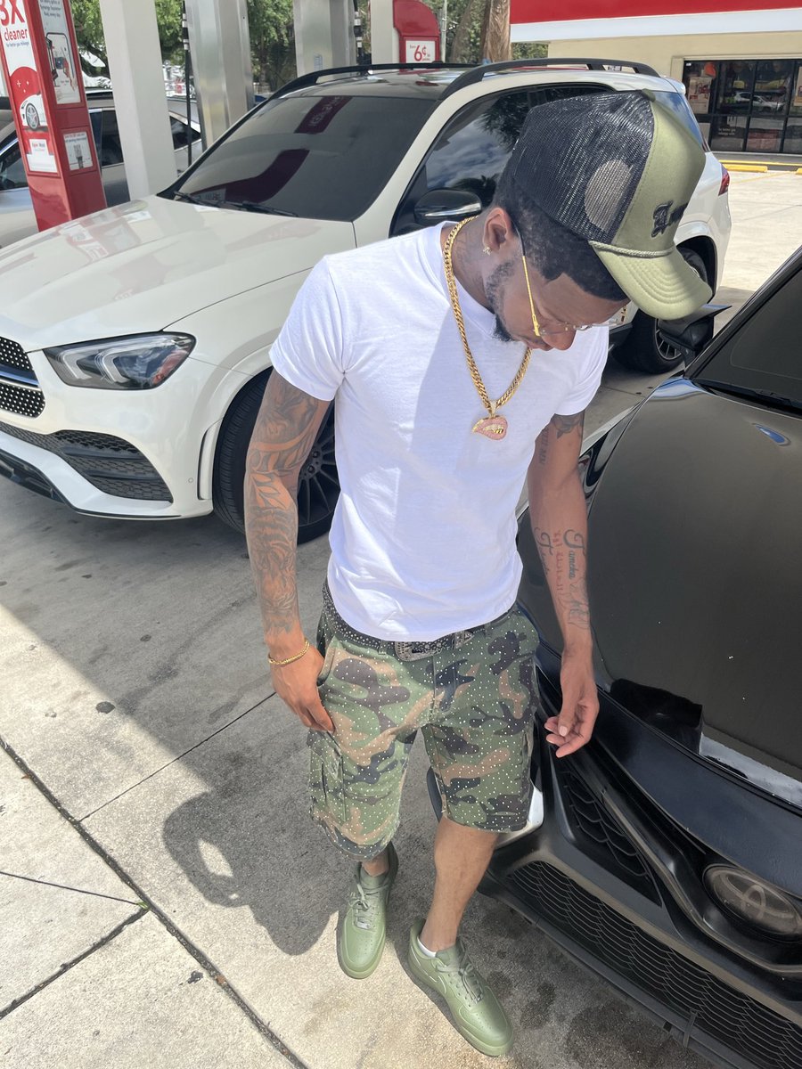 thatkidtre_'s tweet photo. 🤩 https://t.co/tZk48t0n3C