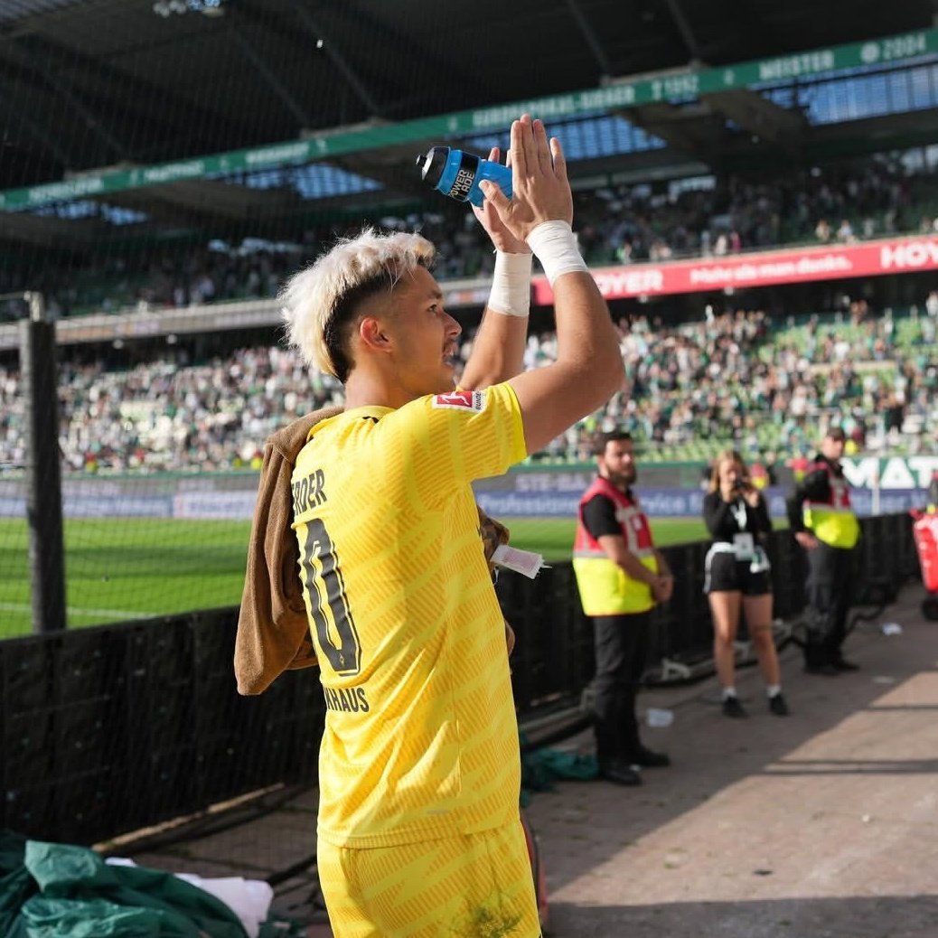 Japanese Football tweet media