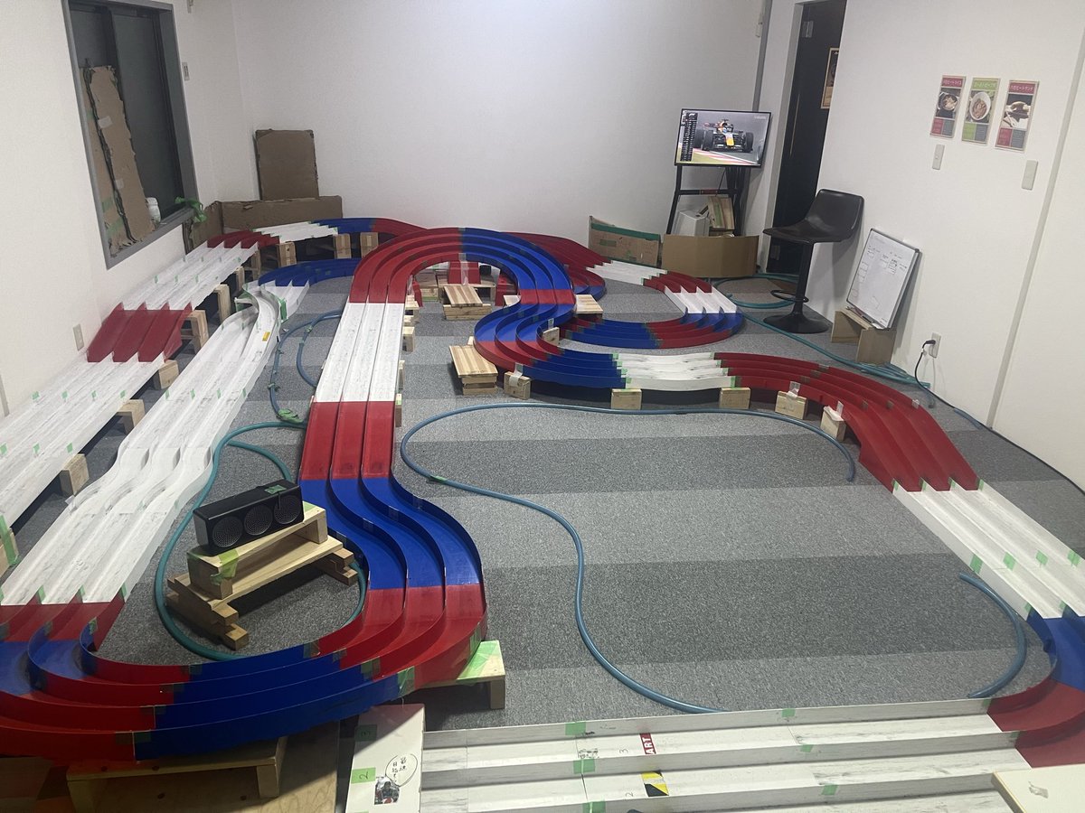 Ultimate Base tweet media