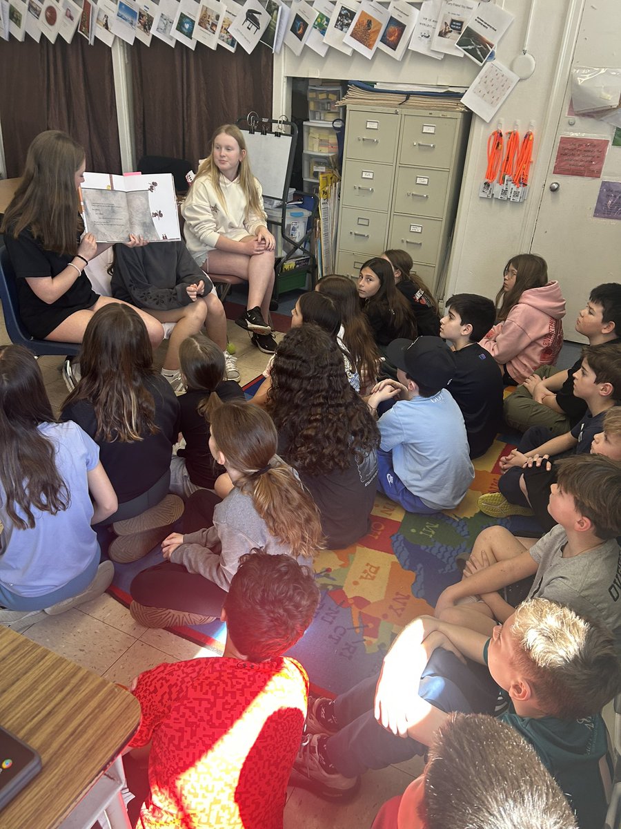 Miss Hood tweet media