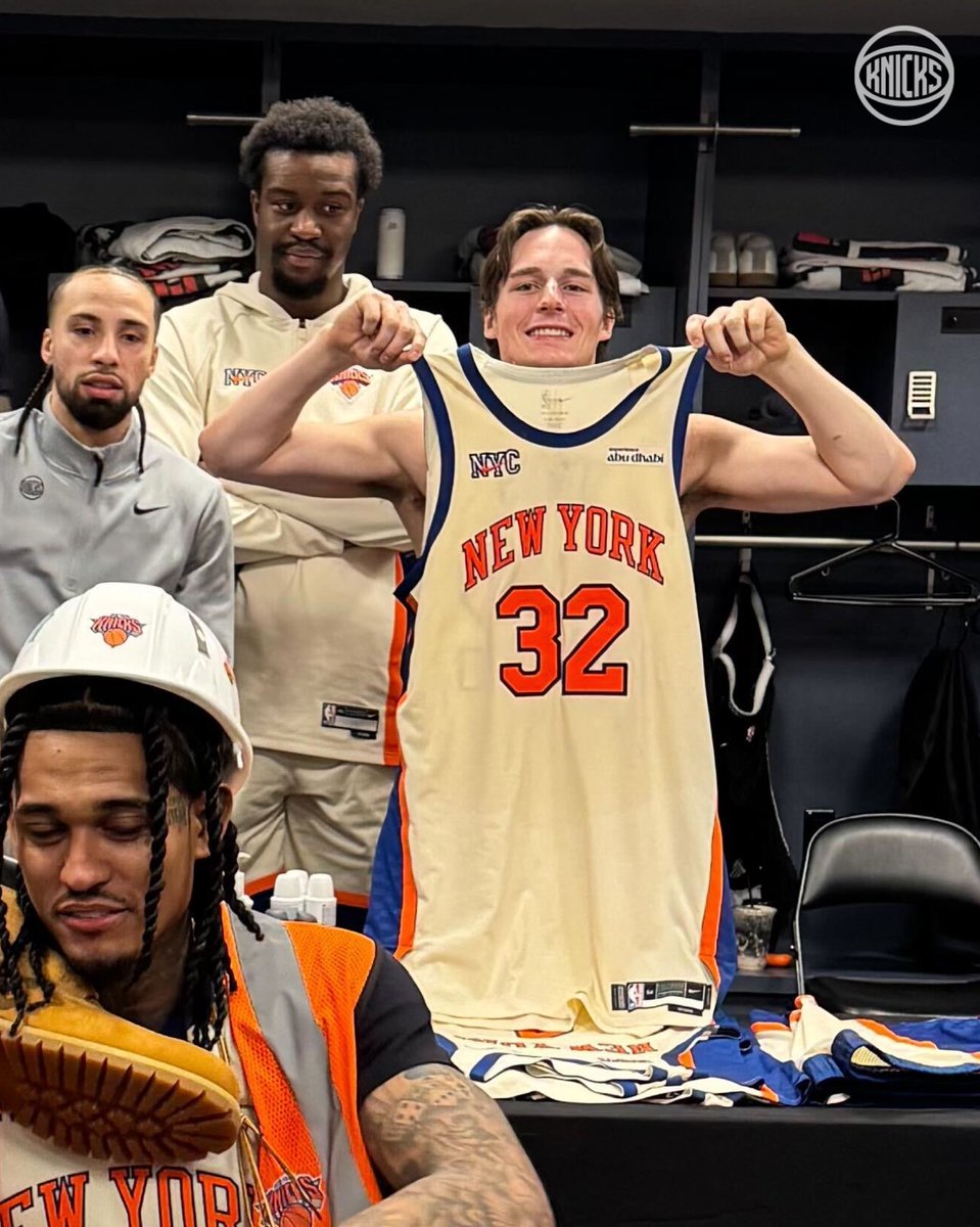 NEW YORK KNICKS tweet media