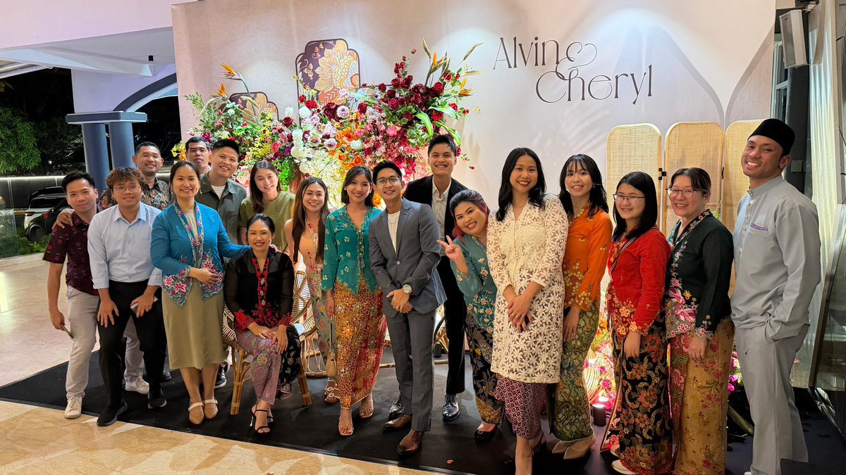 __thefred8's tweet image. Cousin’s wedding after work. #cousins