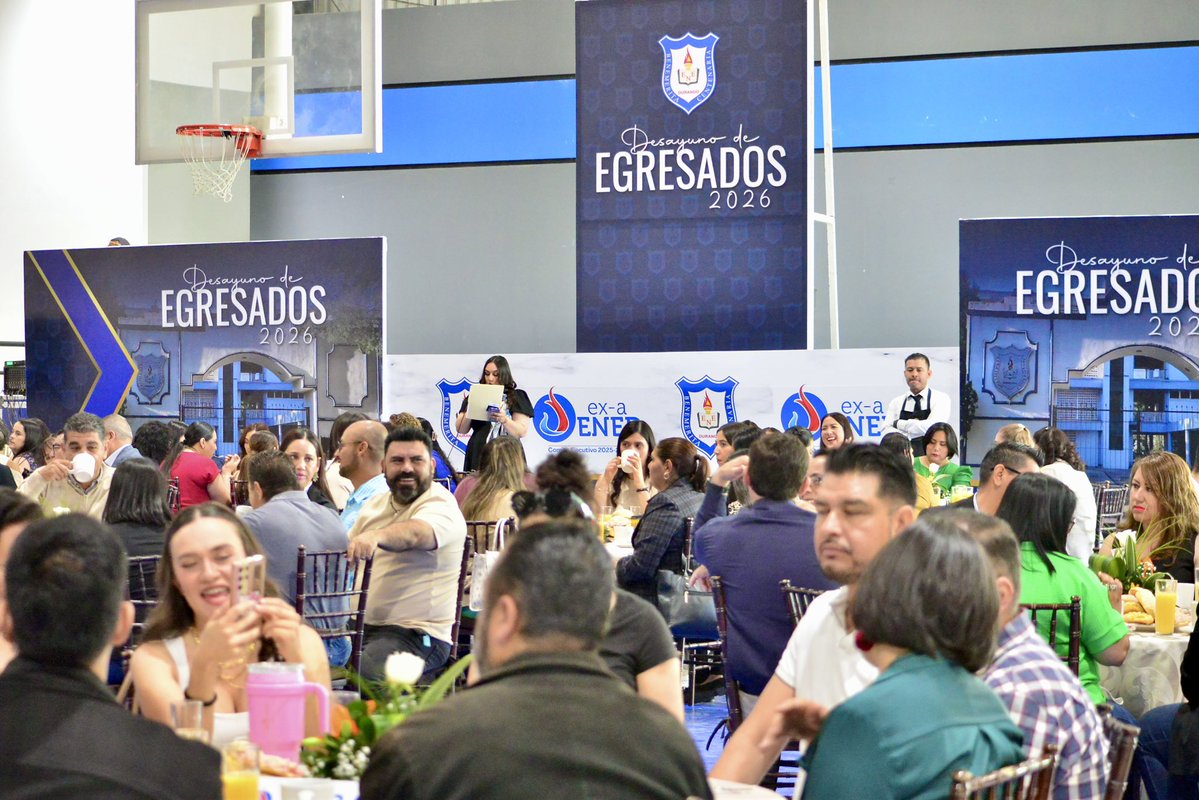 En mi carácter de Presidenta de la Comisión de #Educación, asistí al desayuno de egresados 2026 de la #ByCENED 🙋🏻‍♀️

Un reconocimiento a las y los normalistas que con orgullo conmemoran a su institución y fortalecen el legado de su alma mater🧑‍🎓