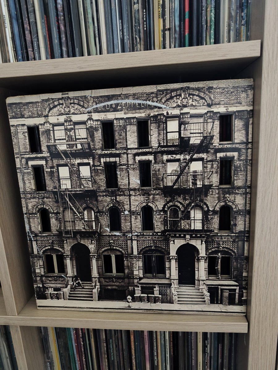 le lorrain tweet media