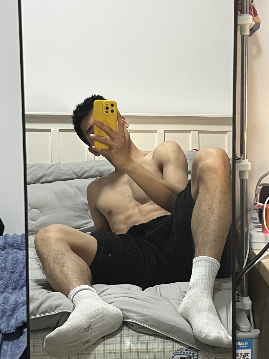 拷贝裂幵 tweet media