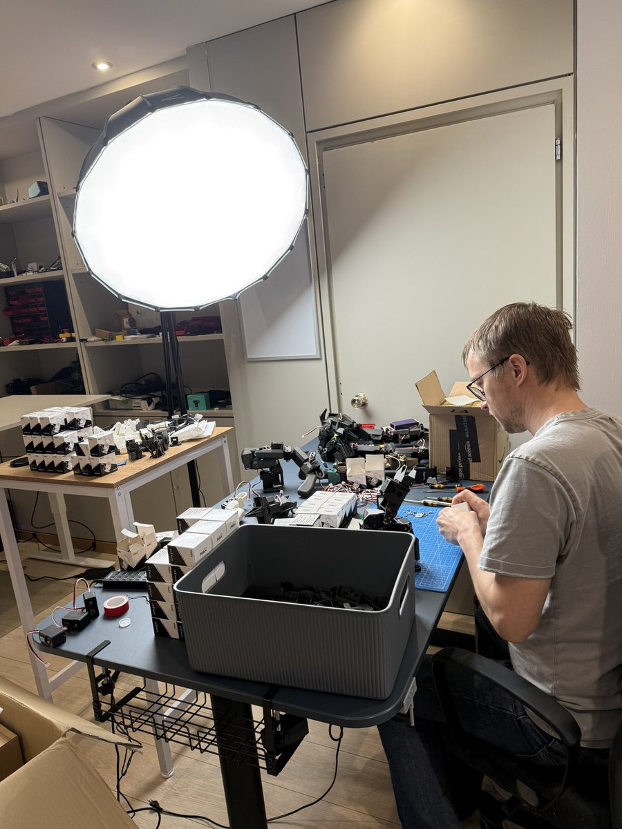 Alex Batsuev tweet media