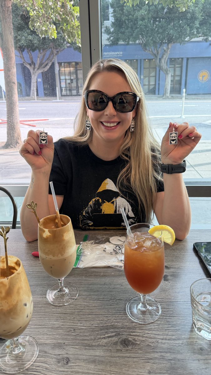 NickZeigler's tweet photo. If you are at @BSidesSF, come say hey to @TheRealGLDX and get some cool earrings.
#BSidesSF #WiCyS #WISP https://t.co/SP9bnr6V2m