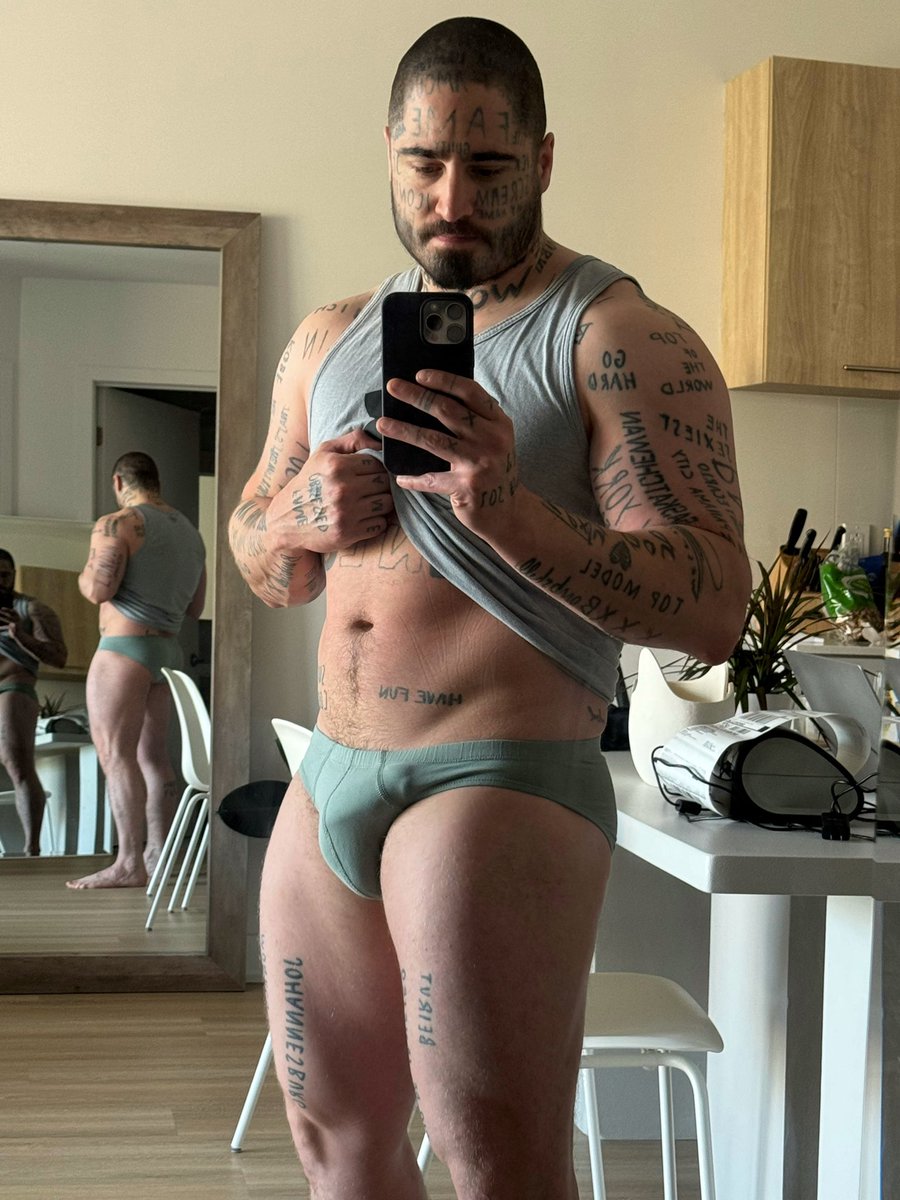 jotografías* (NSFW) tweet media