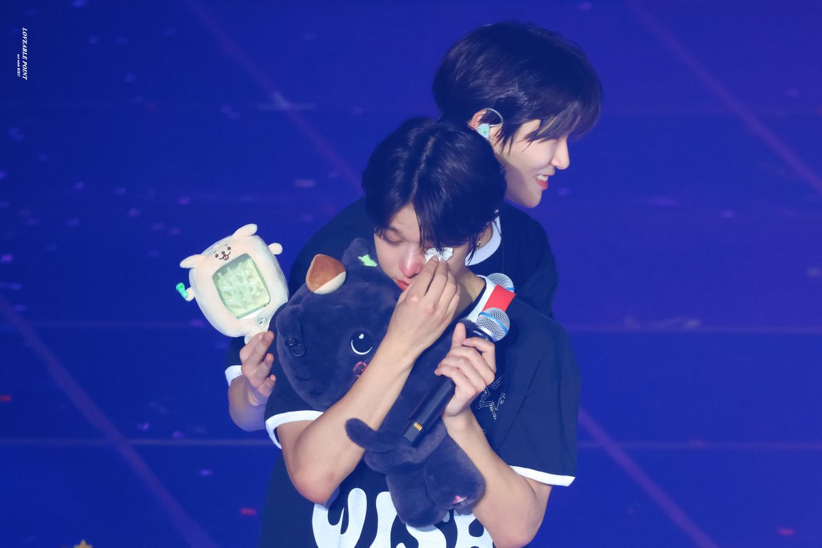 𝙇𝙊𝙑𝙀𝘼𝘽𝙇𝙀 𝙋𝙊𝙄𝙉𝙏 tweet media