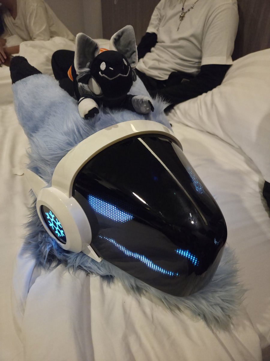 Regluffy tweet media